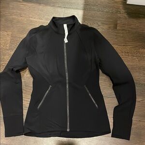 Lululemon sleek Essentials Women's Black Zip-Up Jacket, size 8. Worn once!